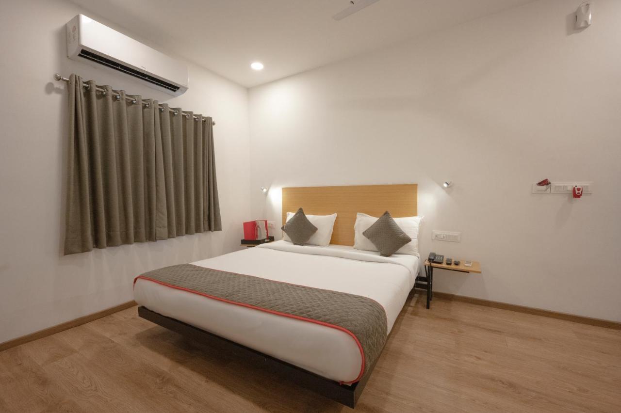 Hotel Signature Inn Nagpur Exteriör bild